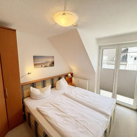 Strandmoewe Mit Balkon Apartment