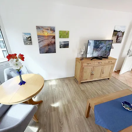Apartment Strandmoewe Mit Balkon Baabe