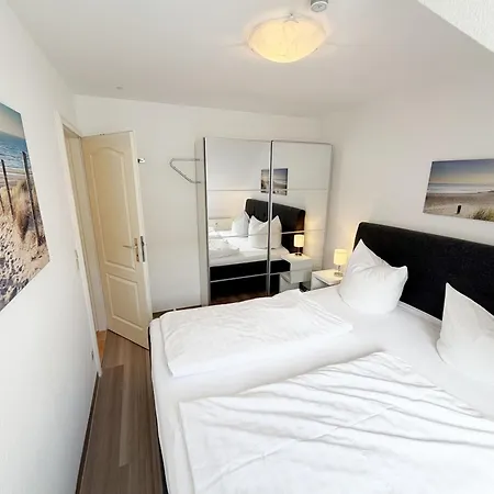 Apartment Strandmoewe Mit Balkon Baabe